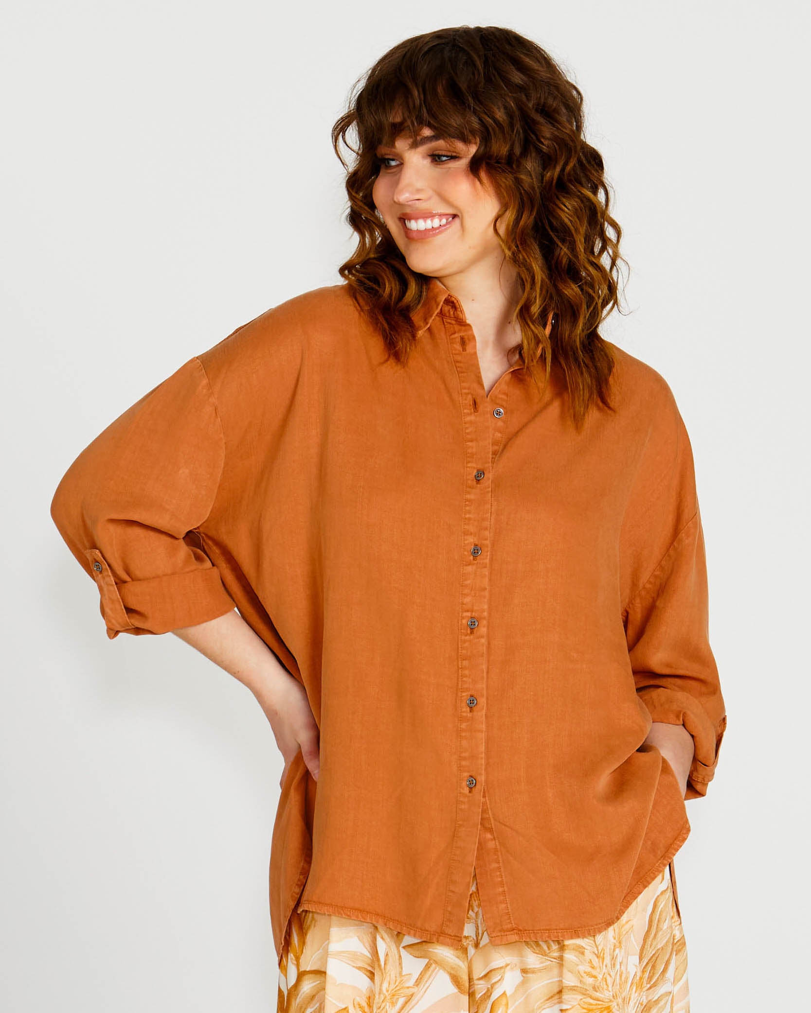 Zahlia Shirt - Tan