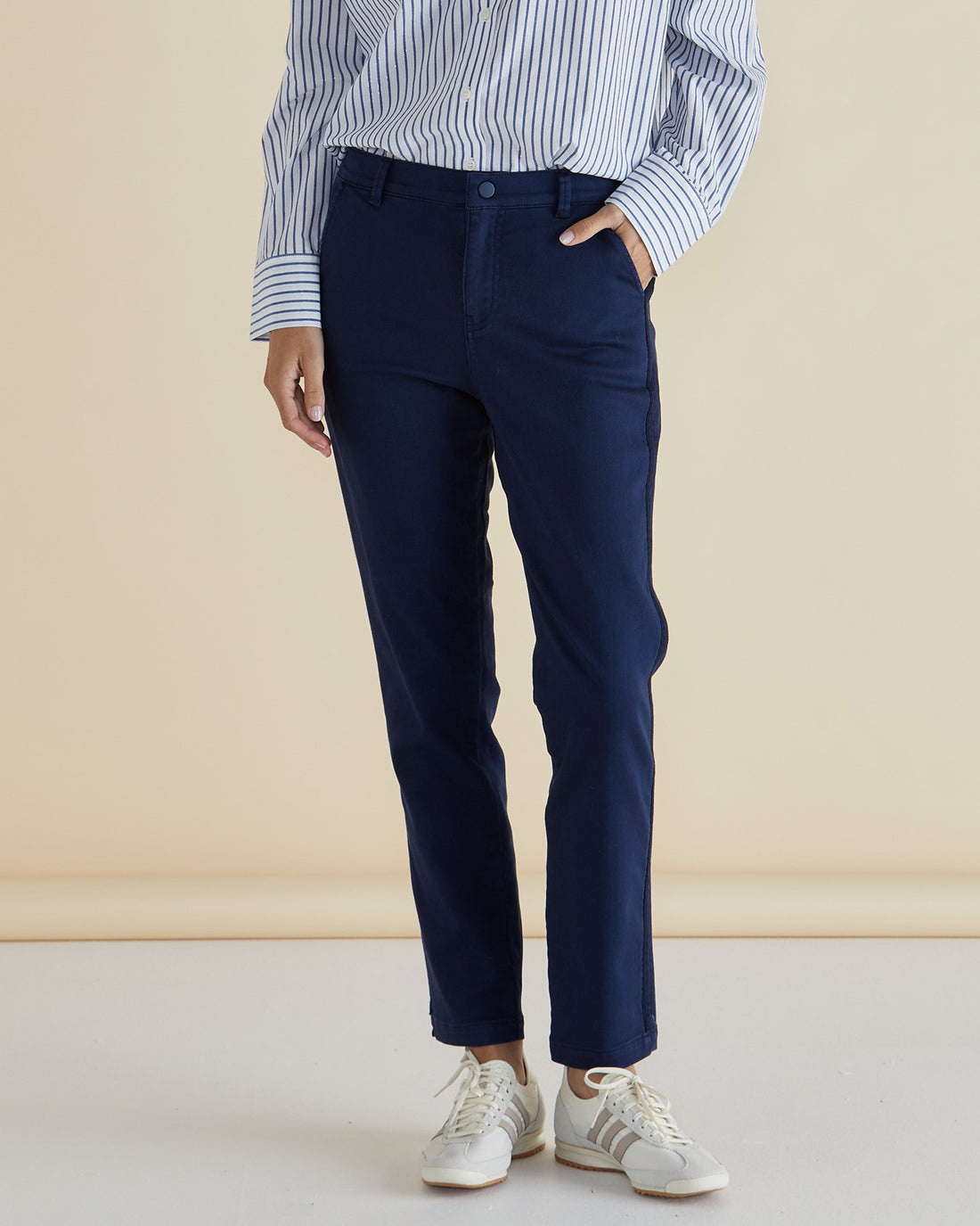 Carey Chino Jogger - Navy