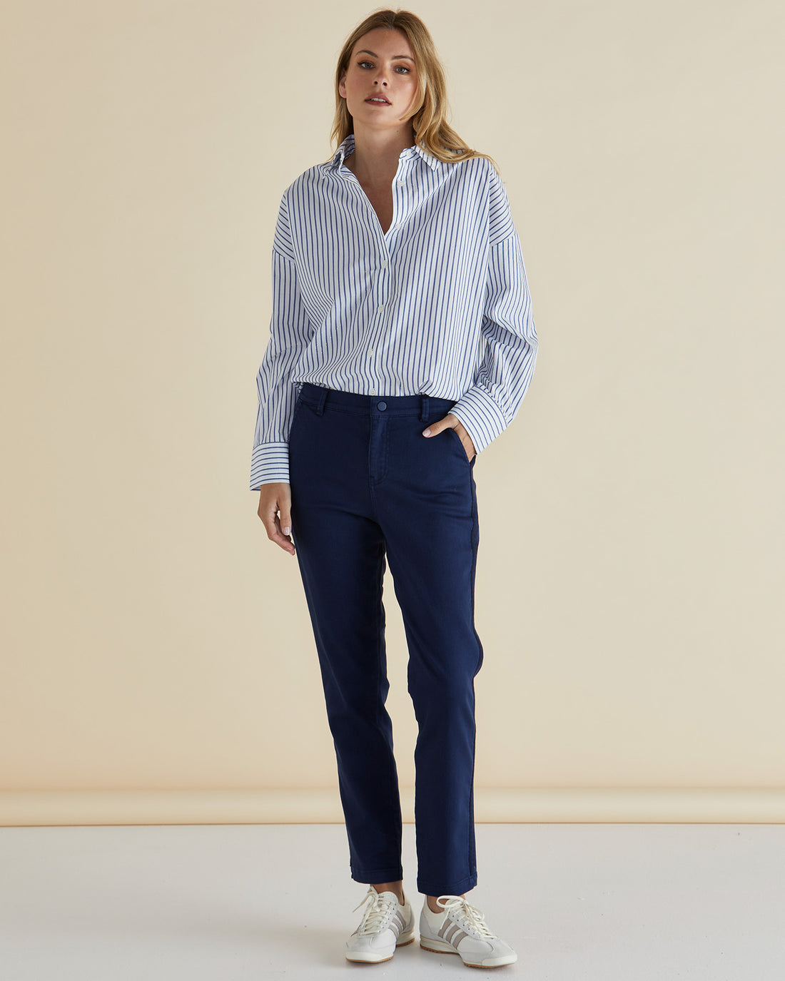 Carey Chino Jogger - Navy