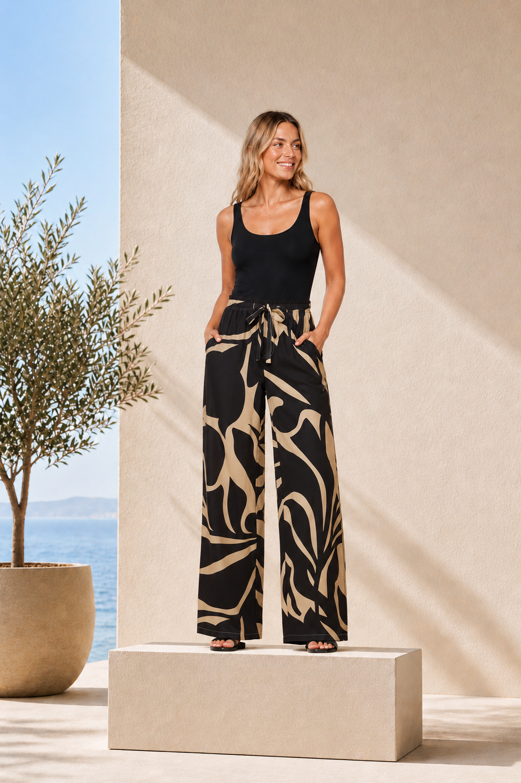 Sutton Relax Pants - Monochrome Floral