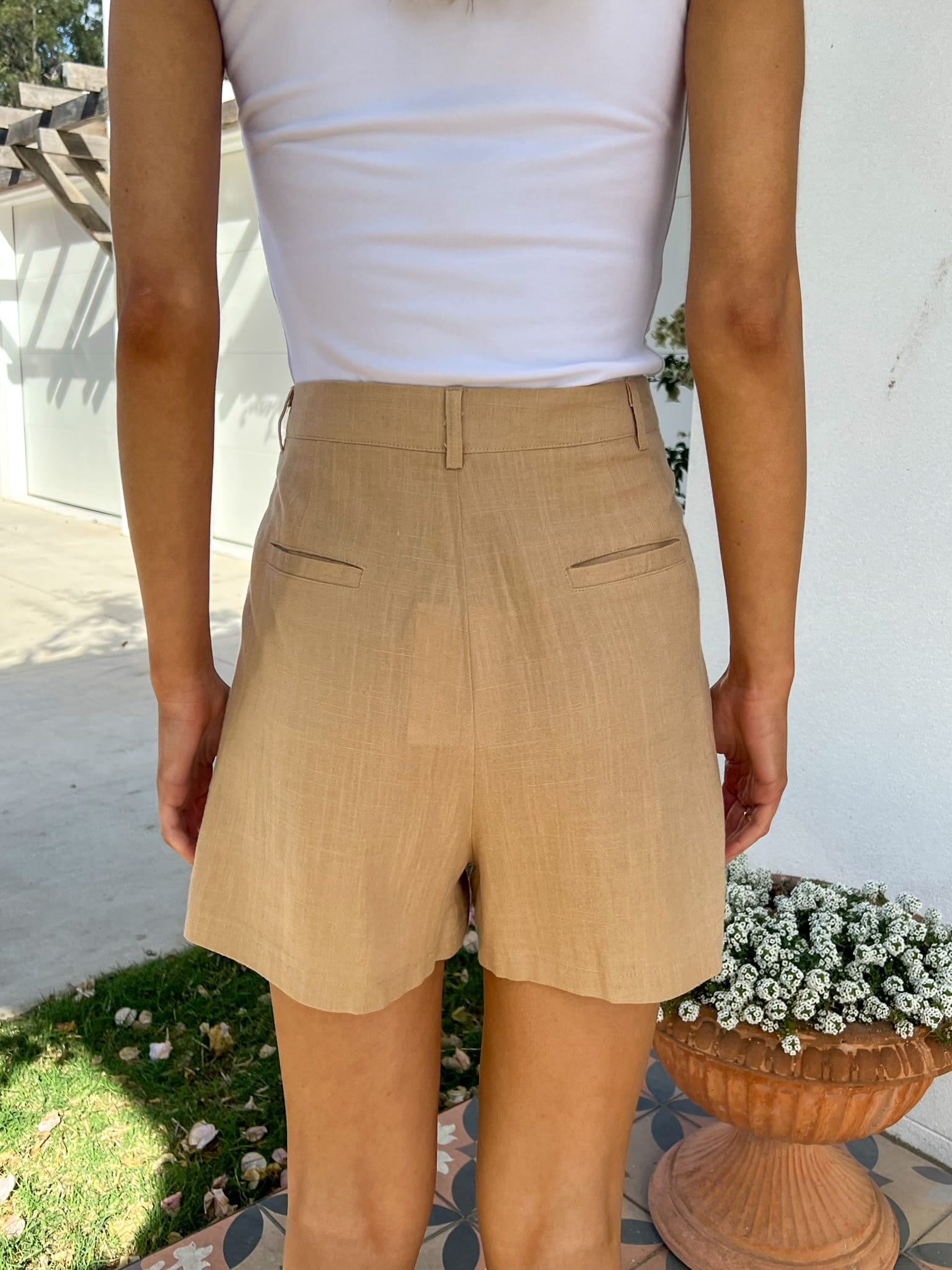 Linen Shorts - Tan