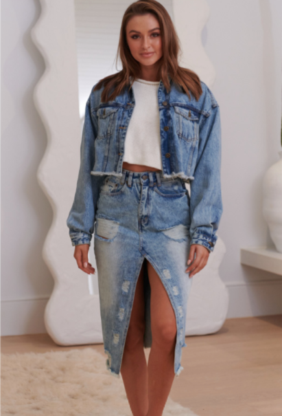 Cropped denim jacket
