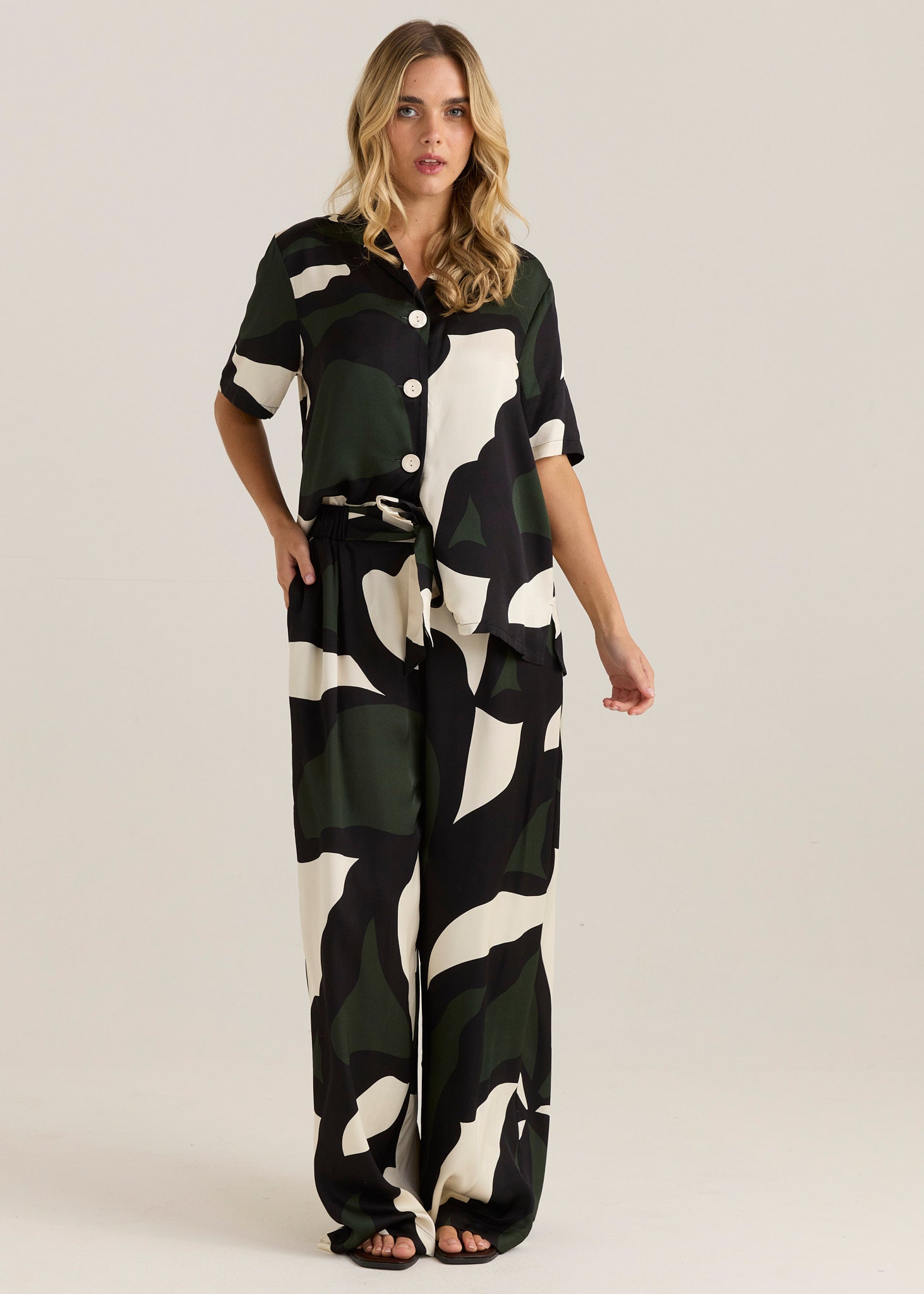 Tarni Satin Pants - Abstract Iris