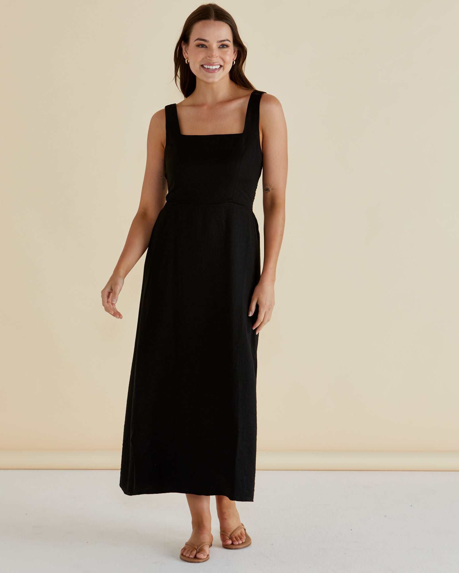Tegan Midi Dress - Black