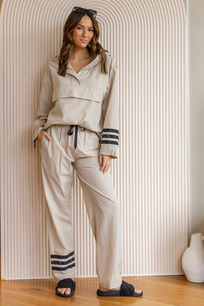 Taylor Hooded Spray Jacket - Taupe