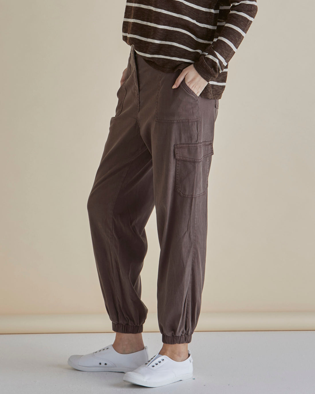 Lacey Lyocell Jogger - Brown