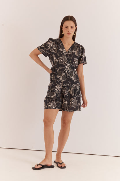 Maia Tailored Short - Snap Dragon Black