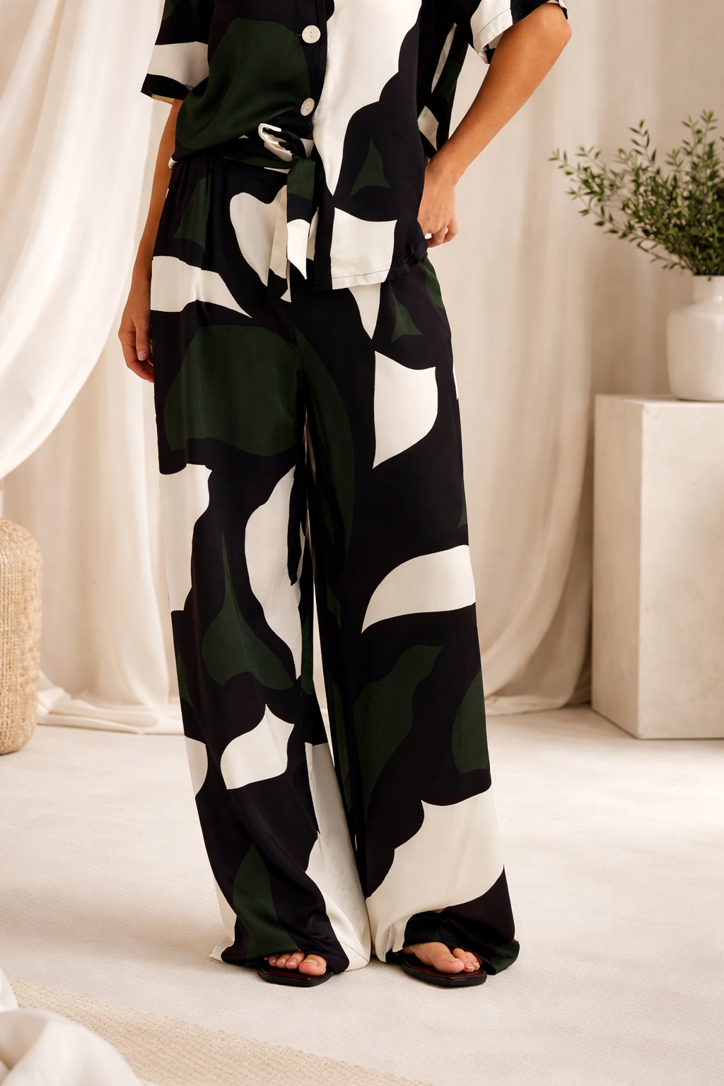 Tarni Satin Pants - Abstract Iris